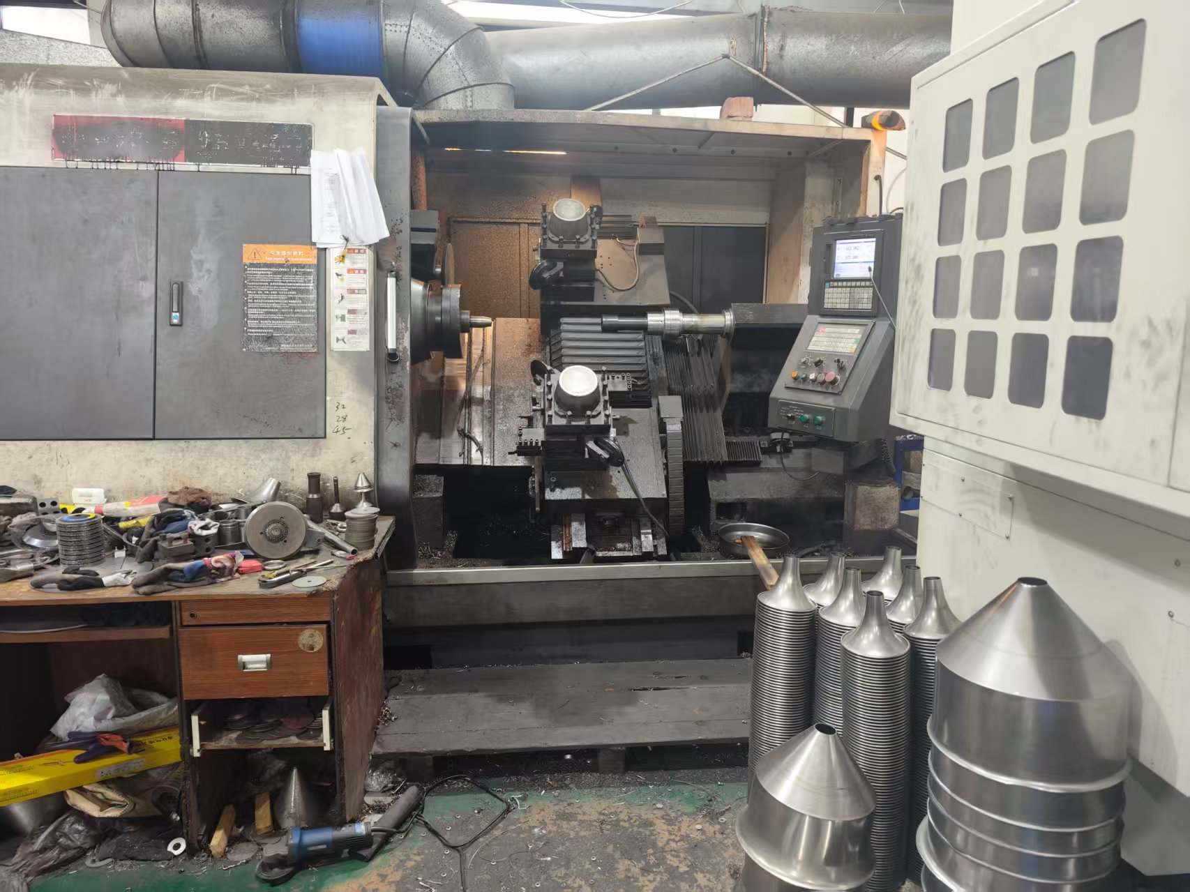 HEYI HOPPER CNC 1