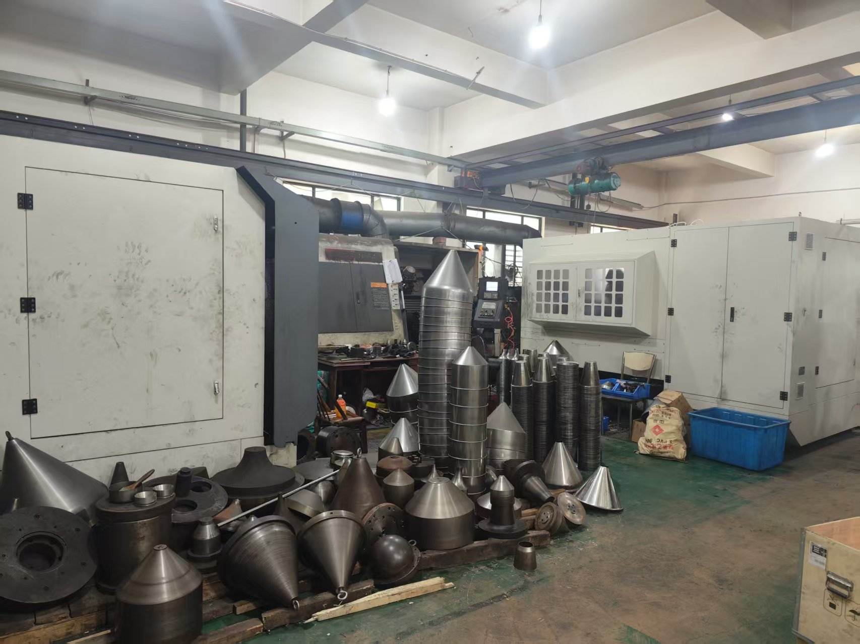 HEYI Hopper CNC